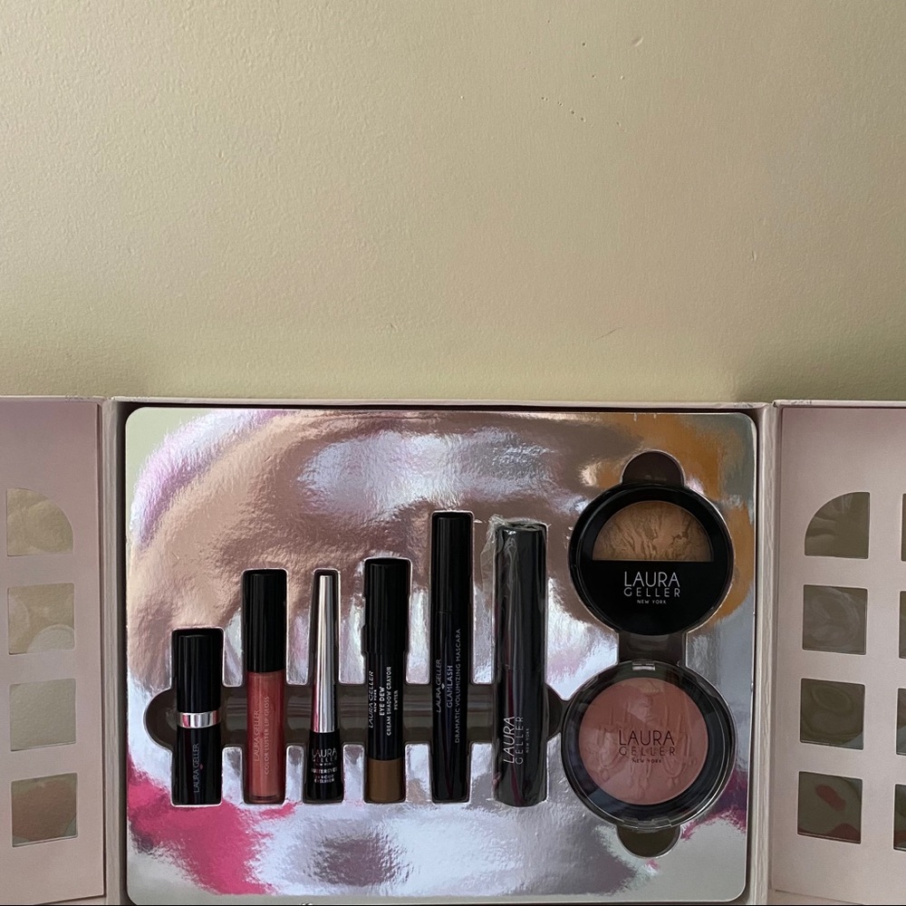 Laura Geller Makeup Kit